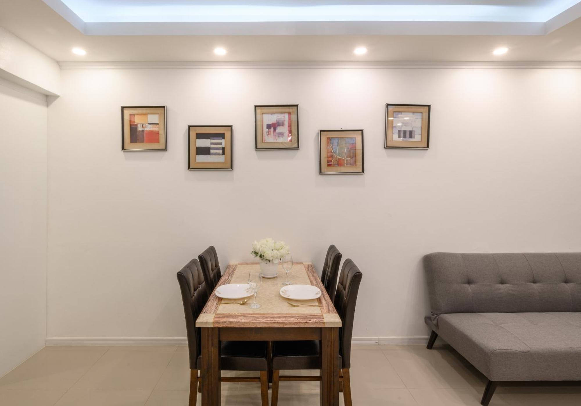 Jomtien Beachfront Stylish Studio , Stunning Seaview , Big Pool Exterior photo