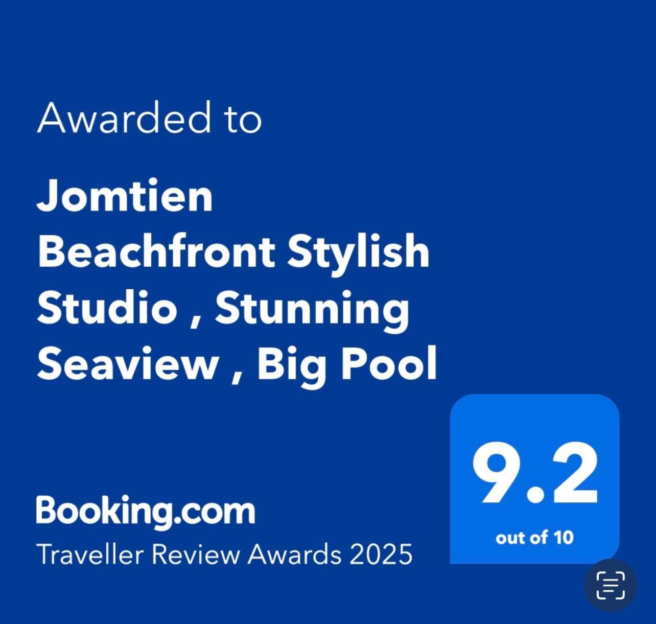 Jomtien Beachfront Stylish Studio , Stunning Seaview , Big Pool Exterior photo
